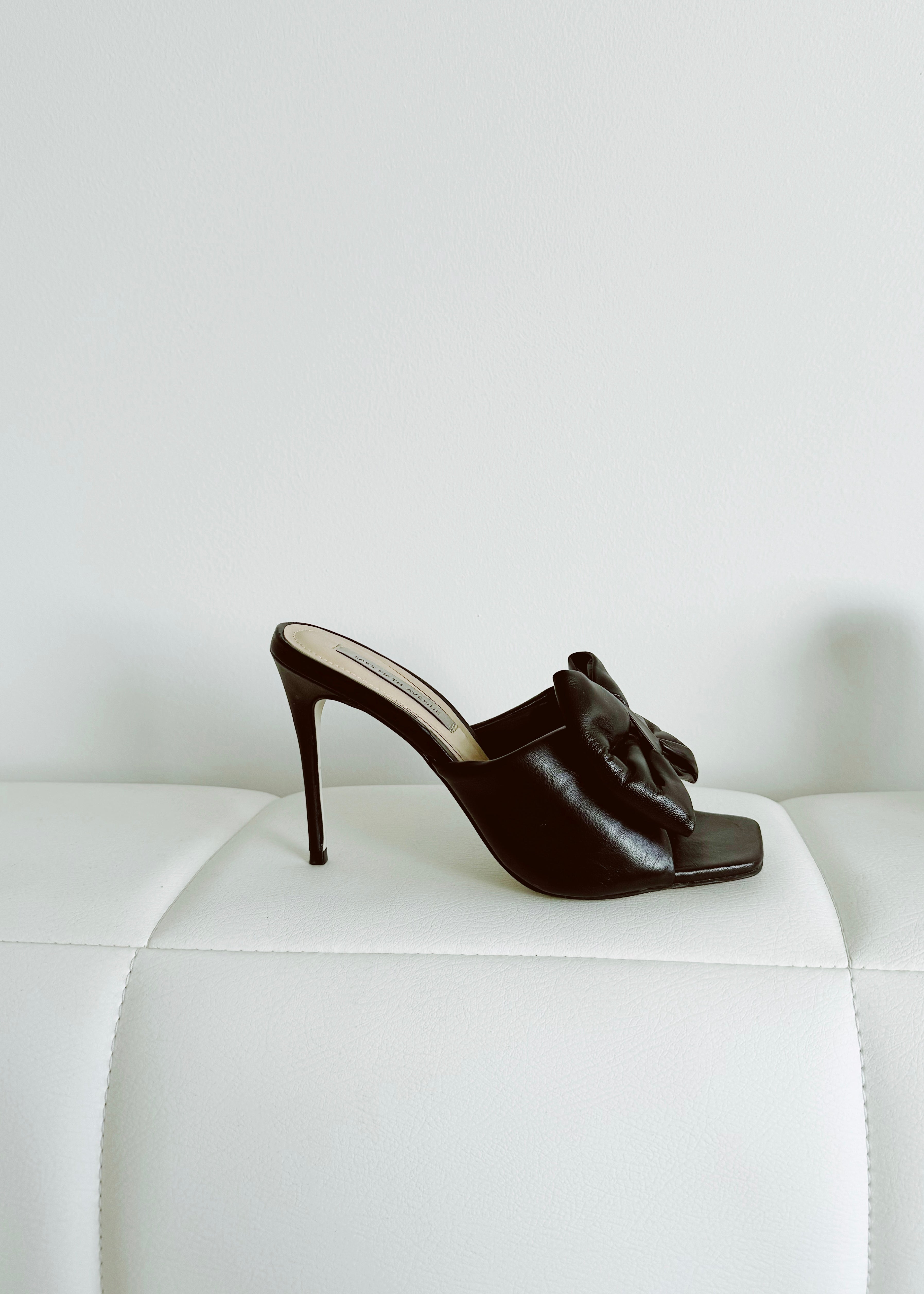 Saks Fifth Avenue Leather Bow Accents Slides